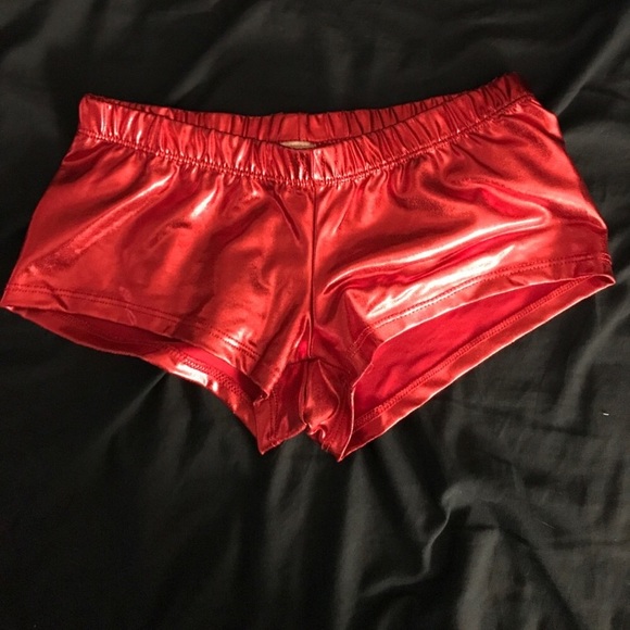 iHeartRaves red holographic booty shorts - Picture 1 of 3